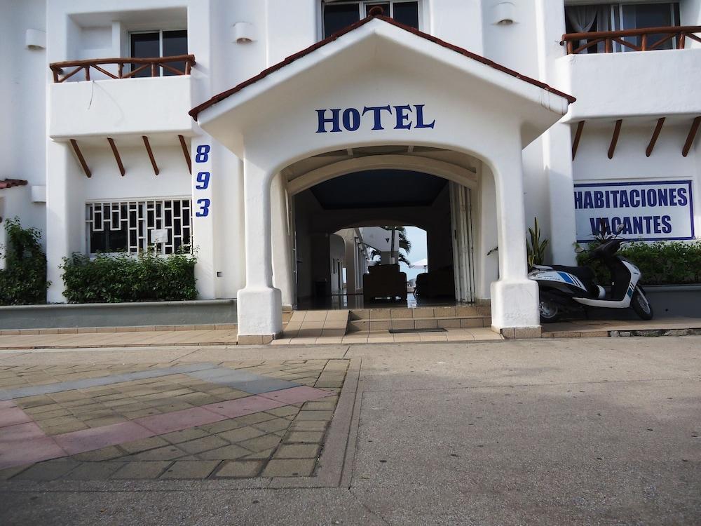 Hotel Bagasi Manzanillo Exterior foto